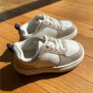 Old Navy Toddler Slide On Sneakers Size 5